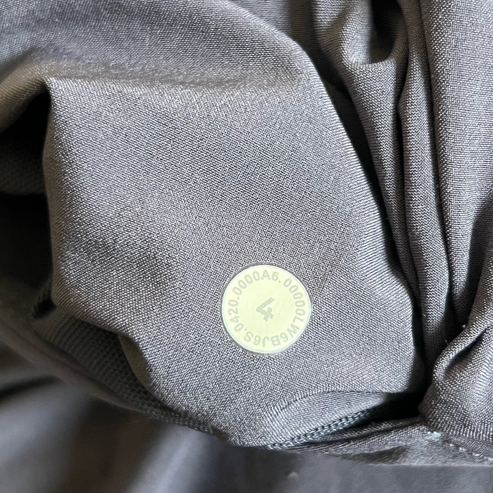 Lululemon Beyond the Studio Crop 4 - Picture 6 of 10